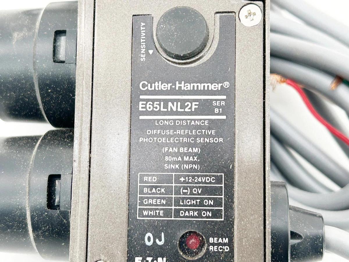New Cutler Hammer E65LNL2F Diffuse-Reflective Photelectric Sensor 80MA Max 24VDC