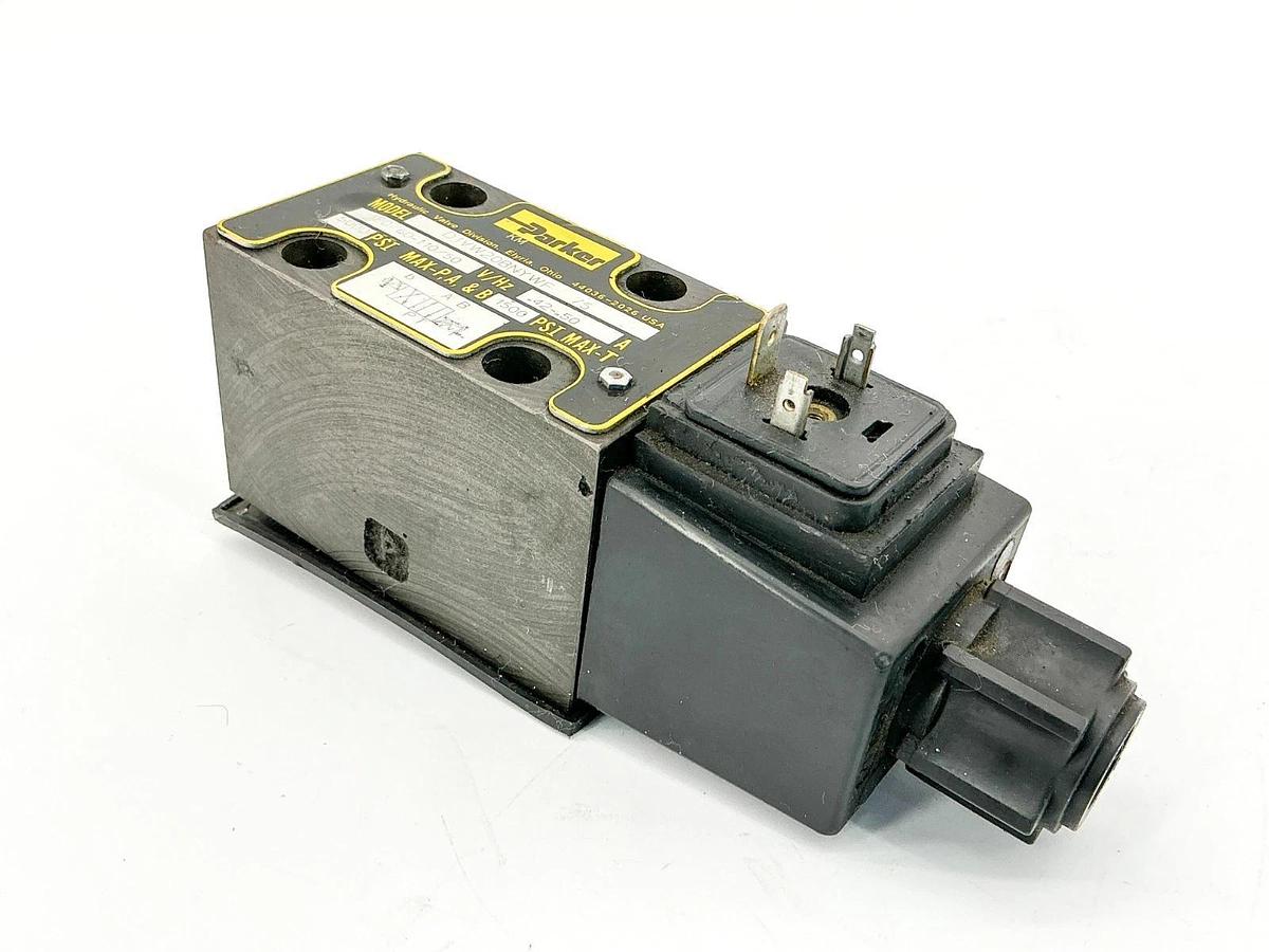 New Parker D1VW20BNYWF-75 Solenoid Valve 5000PSI .50A 110/120V