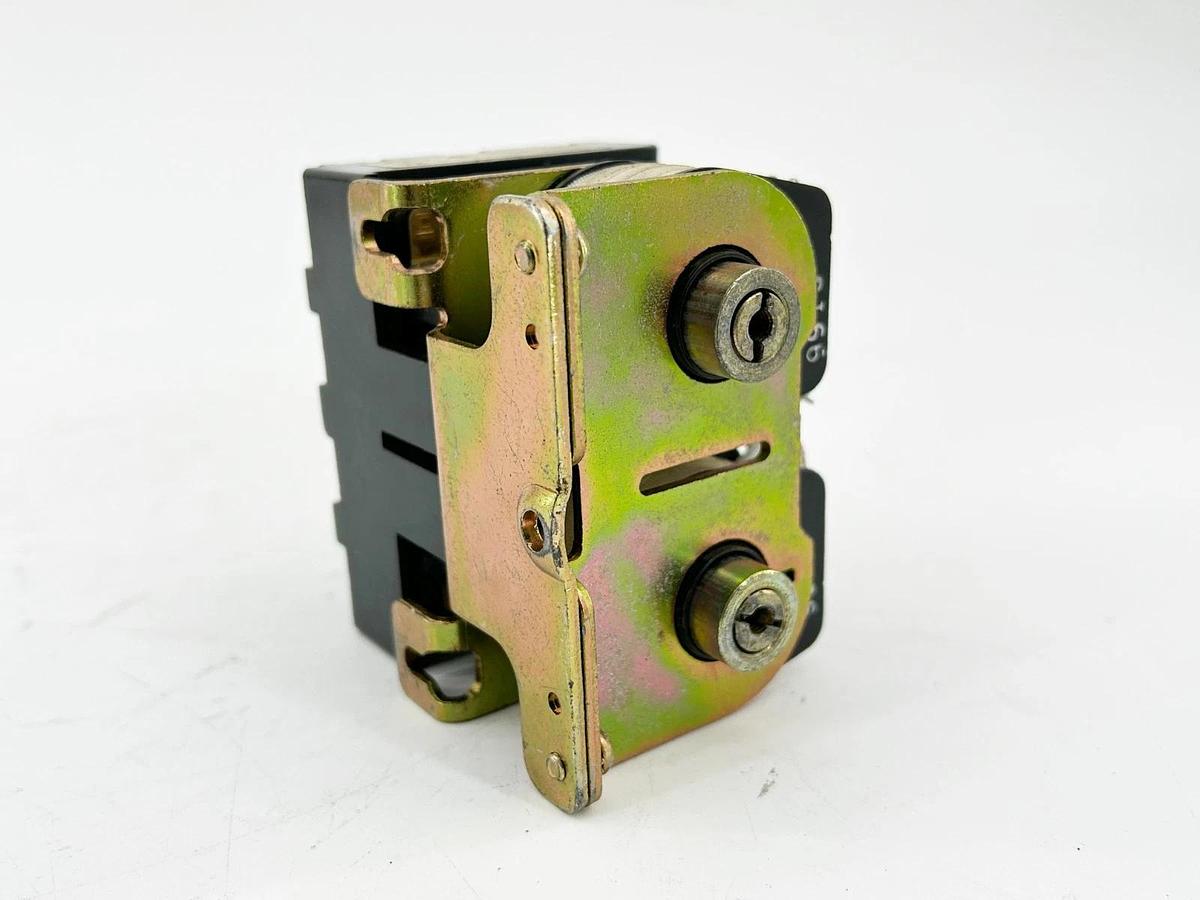 Used Square D 8965RO12V02 Hoist Contactor 575V 3PH 110/120V Coil 50/60Hz
