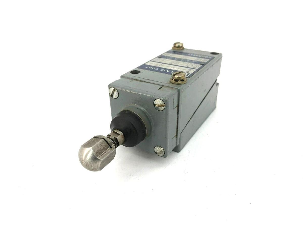 New Square D 9007-B54ED Heavy Duty Limit Switch 480-600VAC 10A Series B