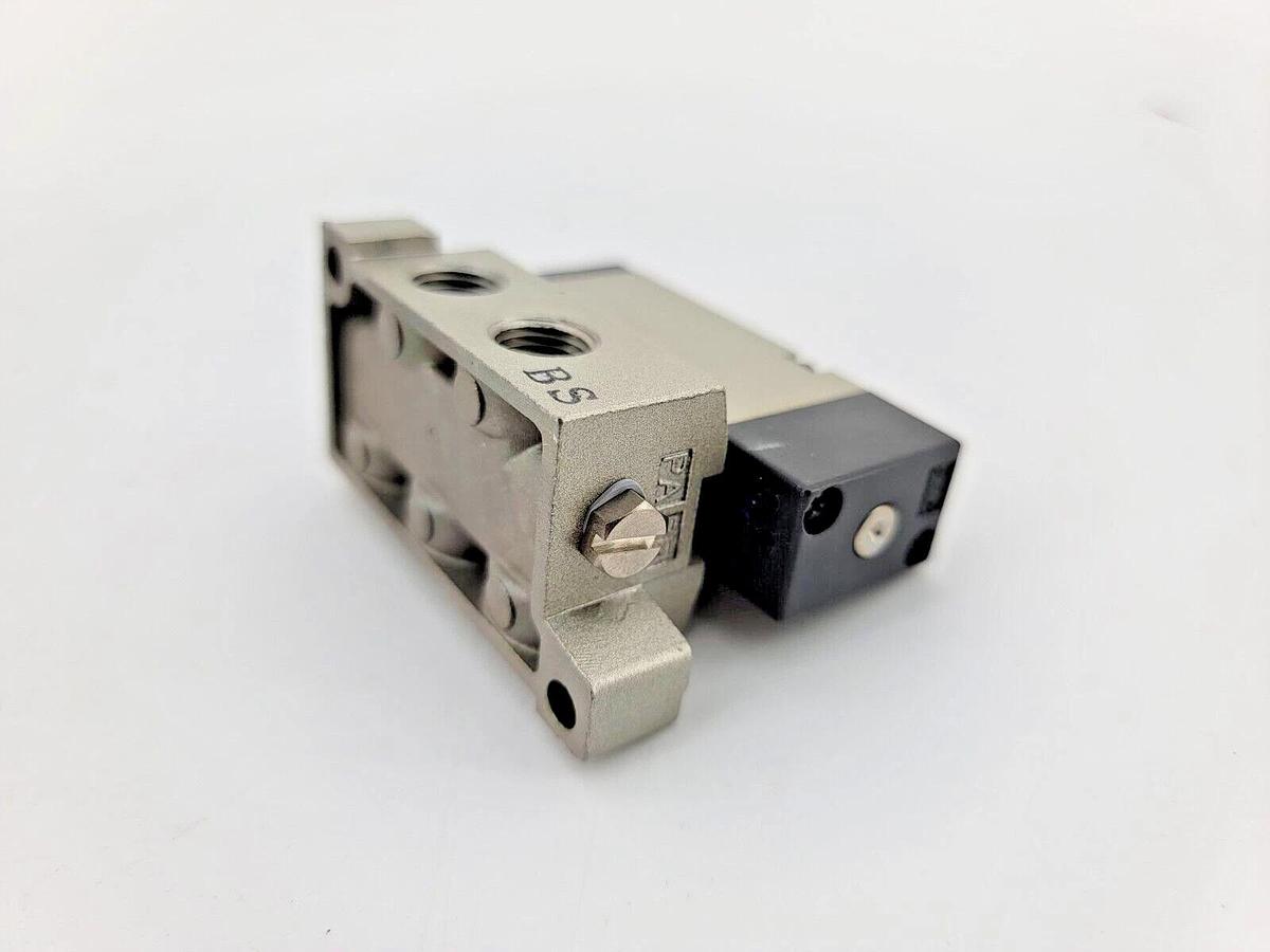 New SMC NVZA2141-2-01T Air Pilot Valve 1-9.9kgf/cm^2