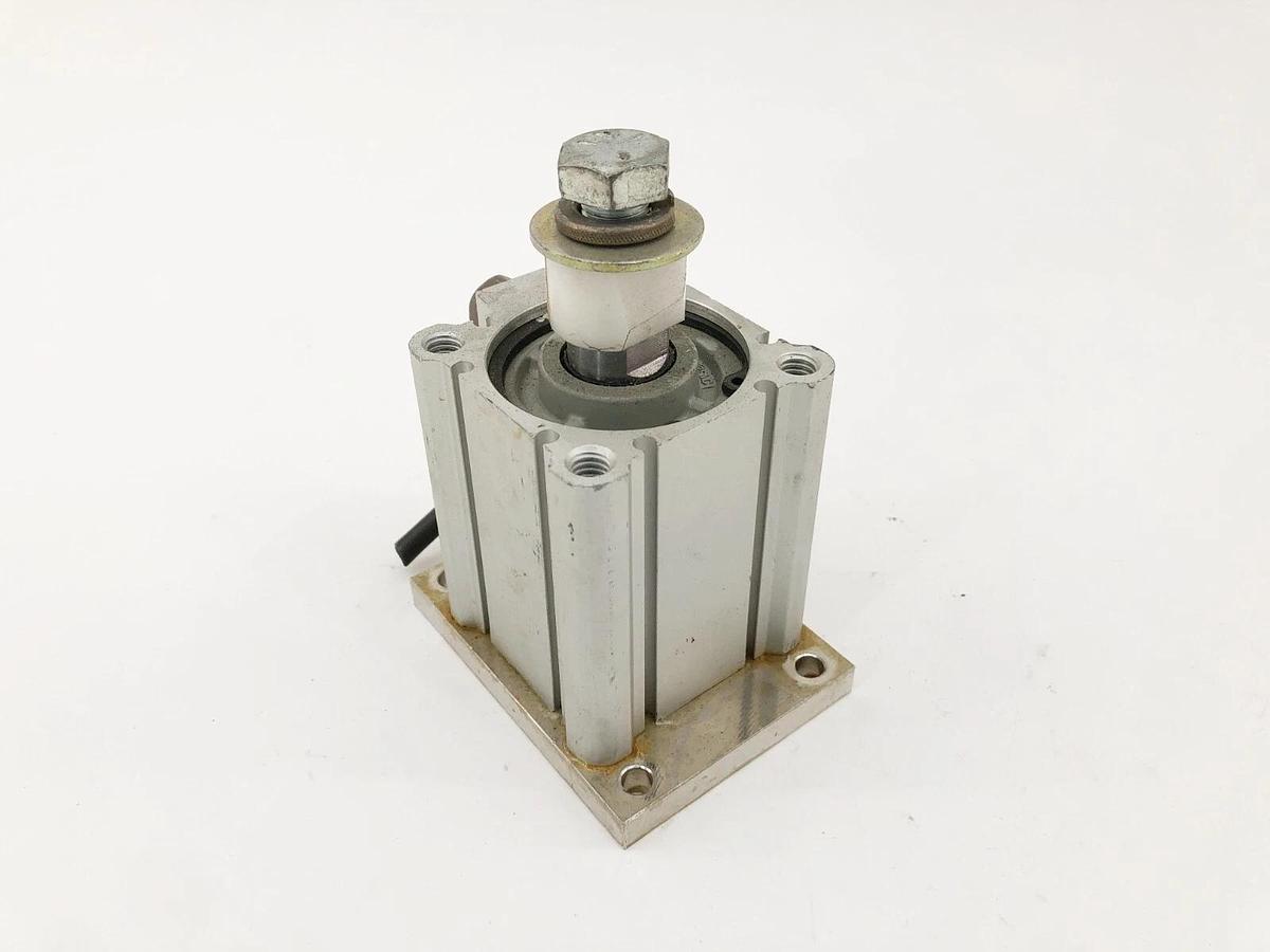Used SMC NCDQ2A50-31DZ Double Acting Compact Cylinder