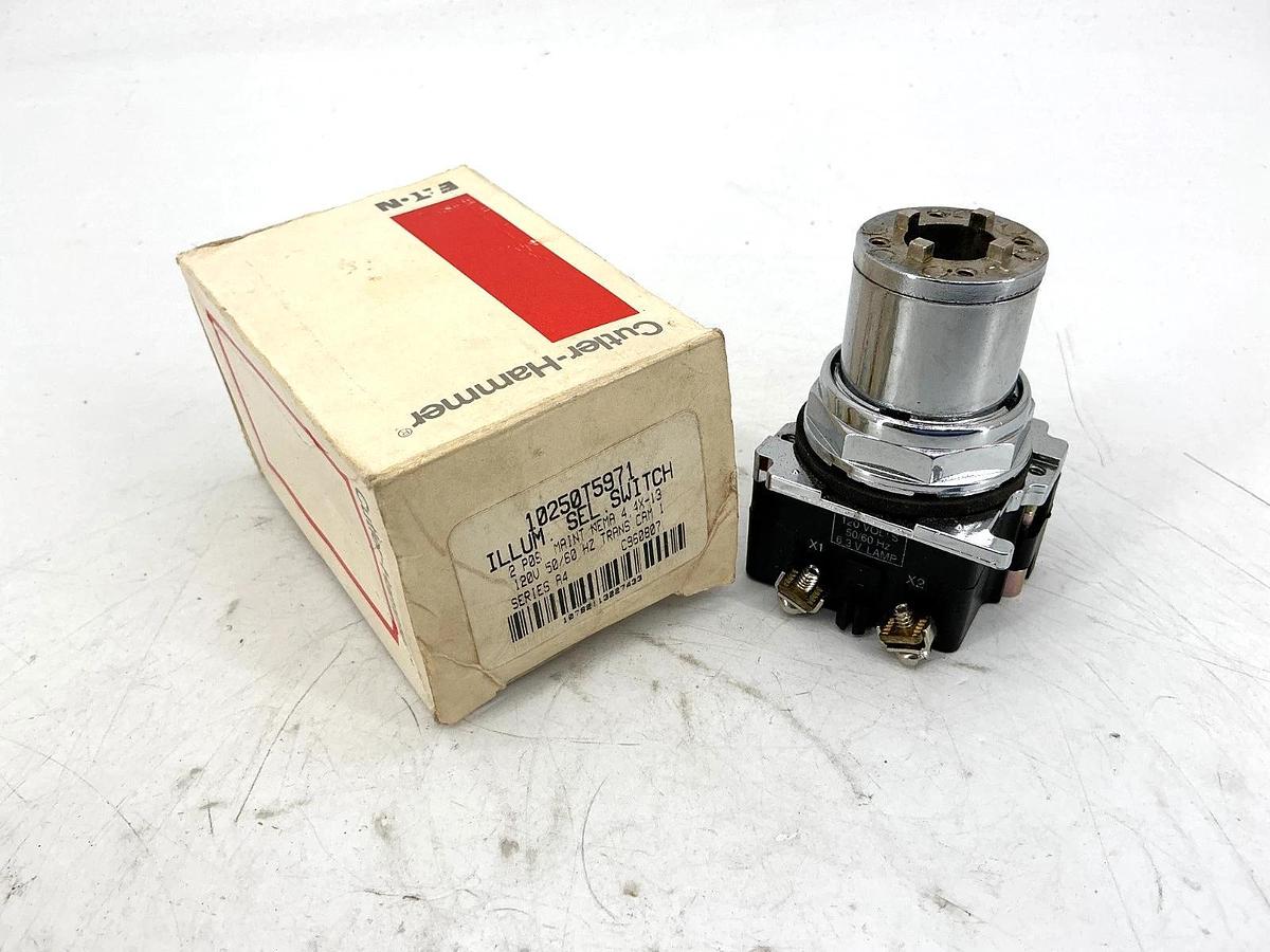New Eaton Cutler-Hammer 10250T5971 Ser A4 Illum. Selector Switch 2P Maint 120V