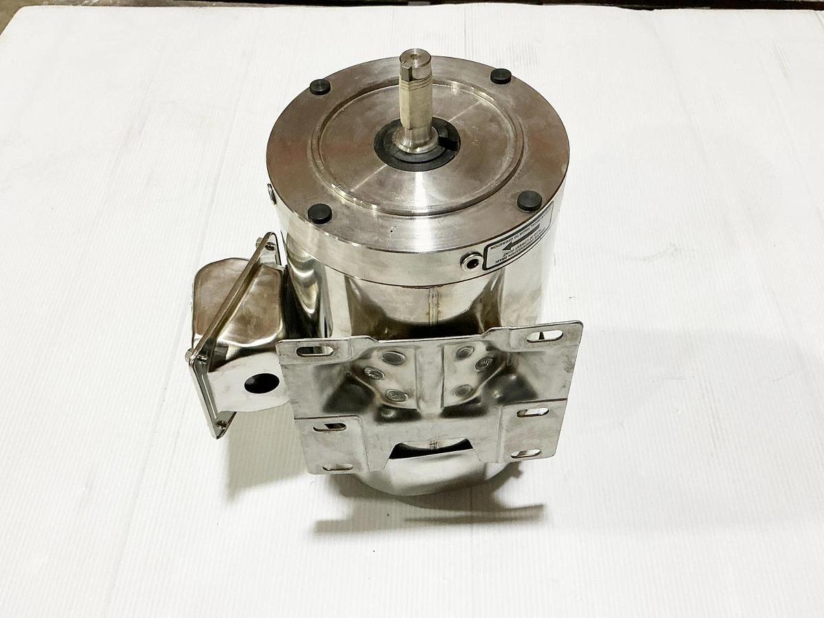 New Sterling SBY056PHH-M Electric Motor 0.5HP 1150RPM 575V 3PH 56C Frame