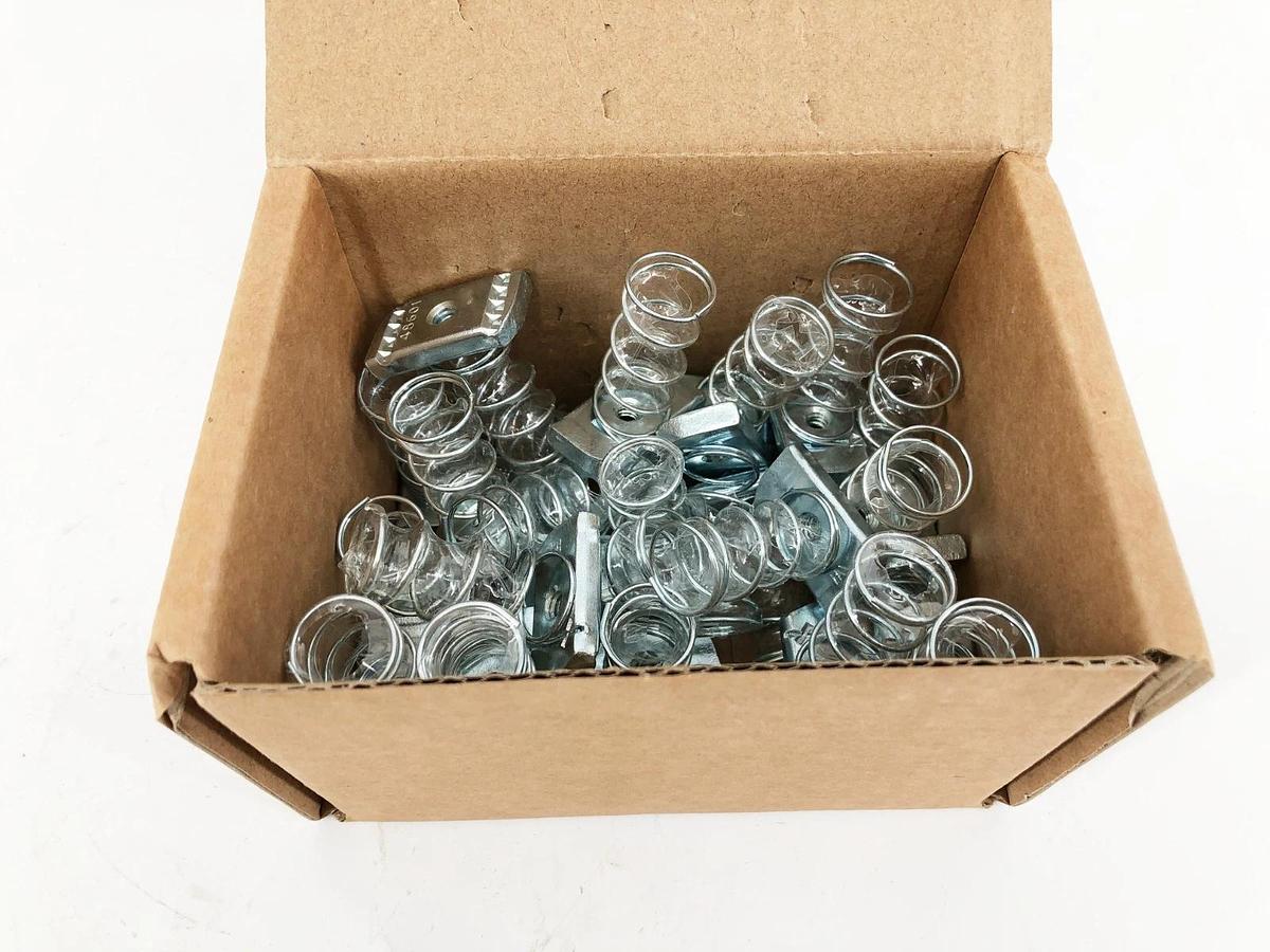 Box of 25 New Fastenal 48601 1/4"-20 Channel Nuts