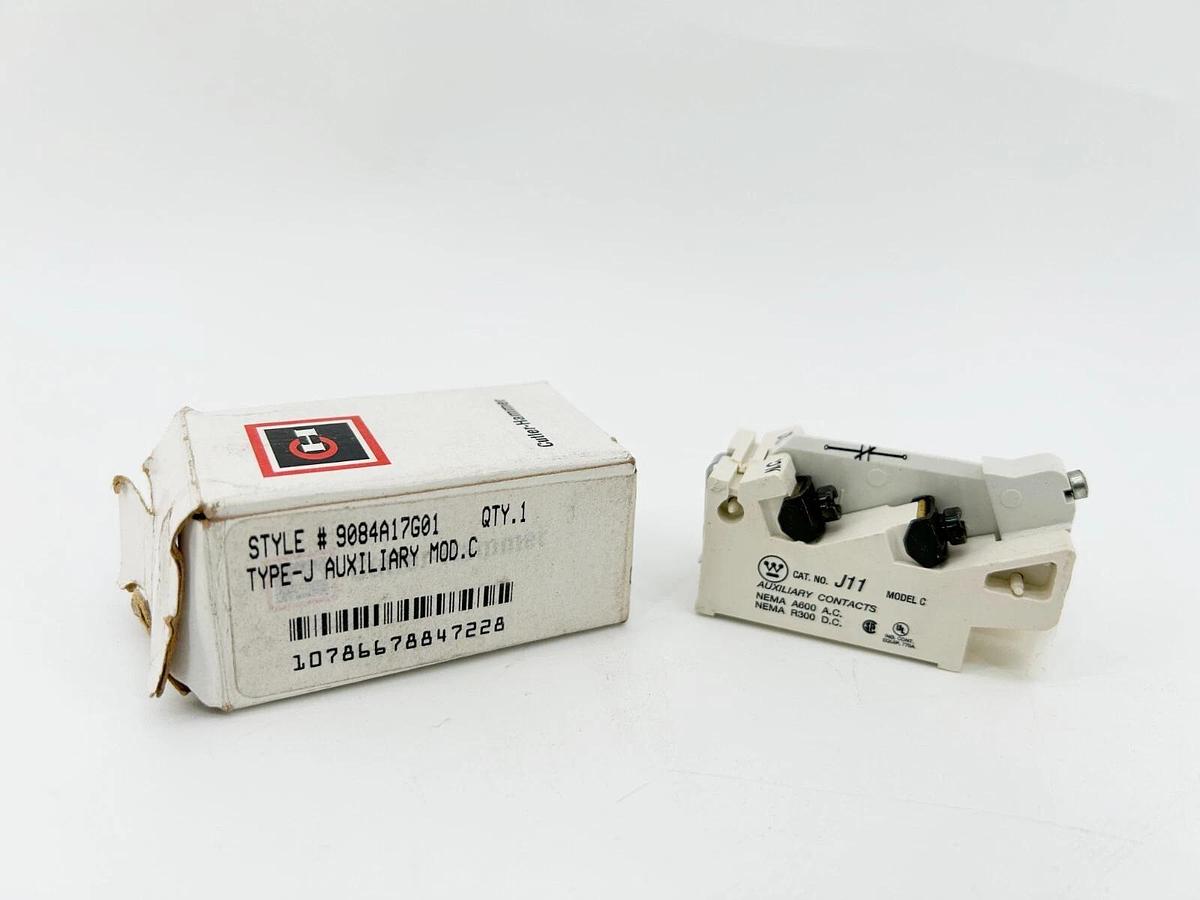 New Cutler Hammer J11 Auxiliary Contact NMA A600 AC R300 DC 9084A17G01