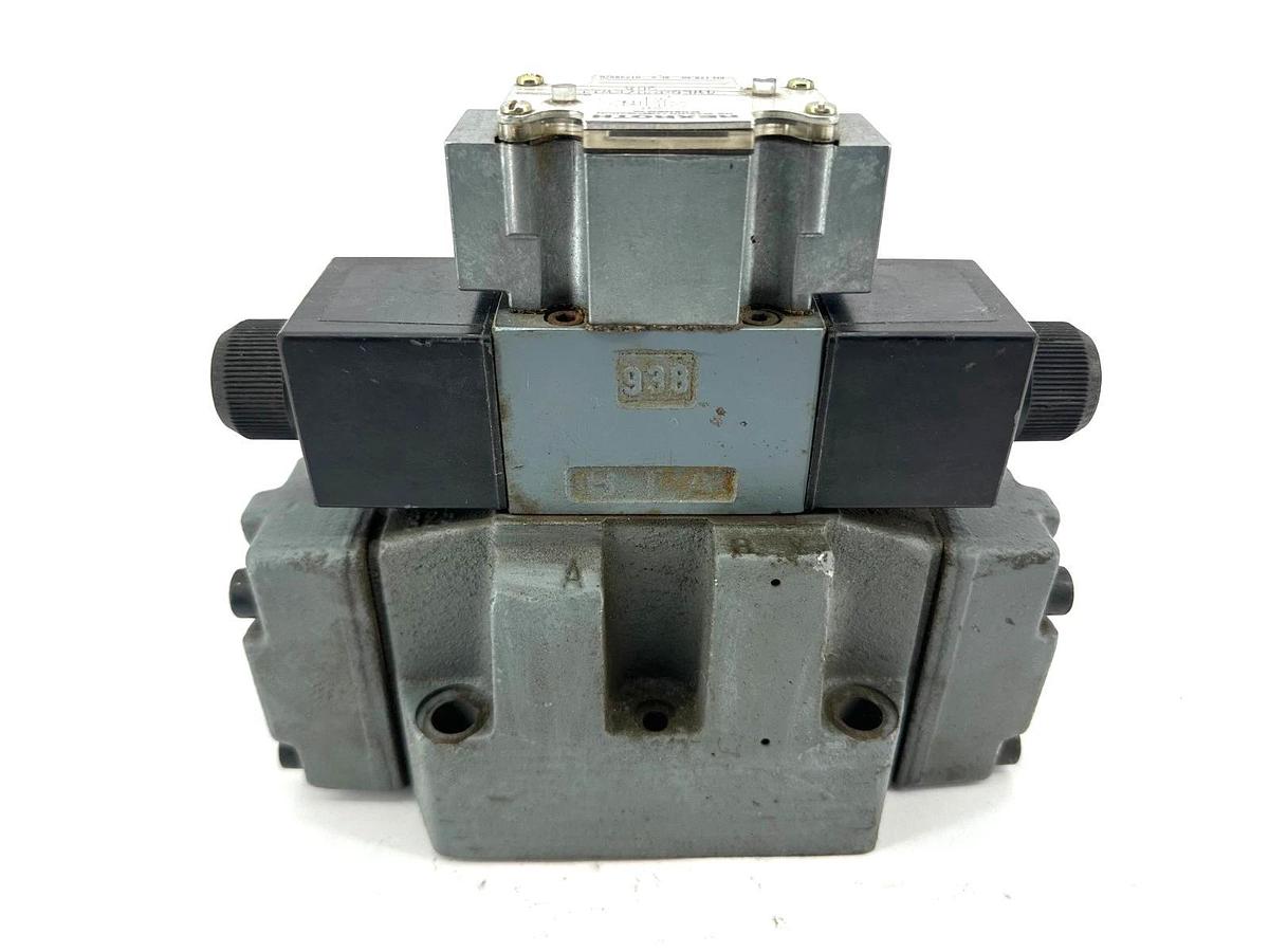 Used Rexroth 4WE6J60/EW110N 9DA Hydraulic Directional Valve 120V