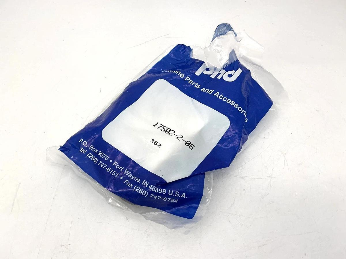 New PHD 17502-2-06 Compact Proximity Switch 10-30VDC 10Watt 200mA MAX 3-Wire