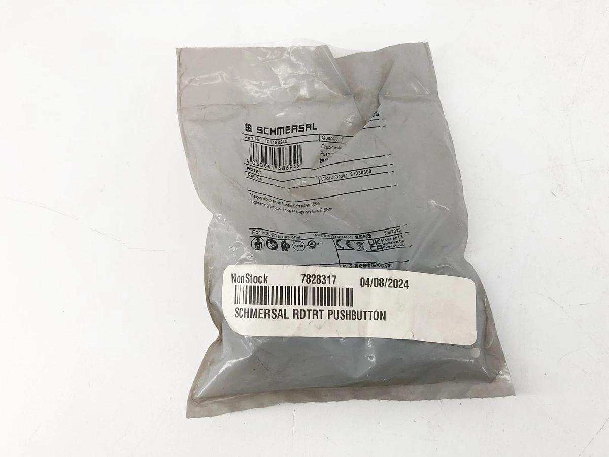 New Schmersal RDTRT Red Pushbutton 101188240 - No Box