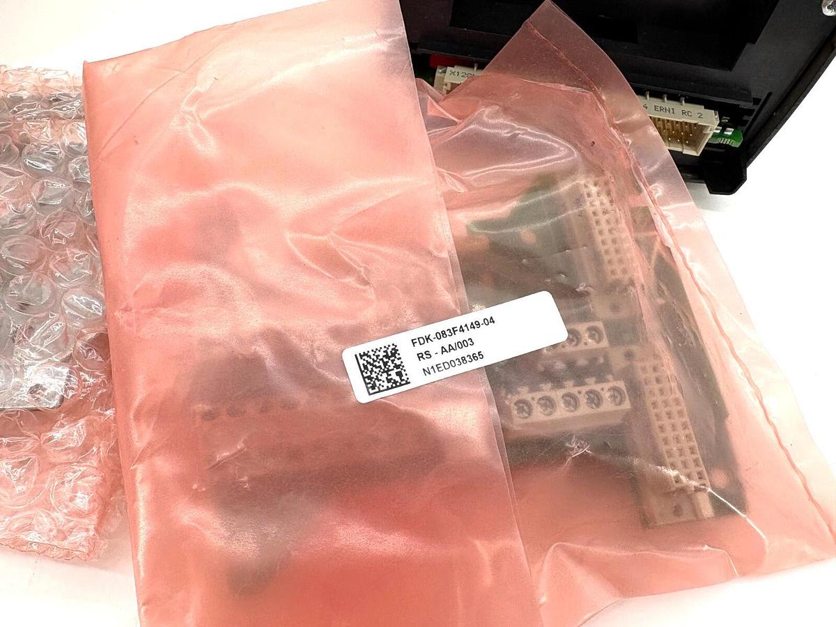 New Siemens 7ME69201QA301AA0 Flow Transmitter Sitrans FM Mag 6000 24V 10W