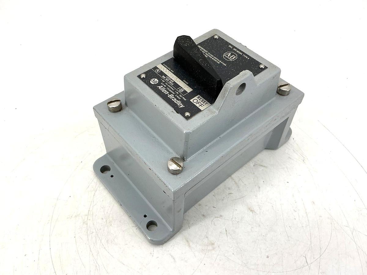 Used Allen Bradley 600-TCX5 Ser D Manual Starting Switch 2-Pole 1PH 115-230V 600TCX5