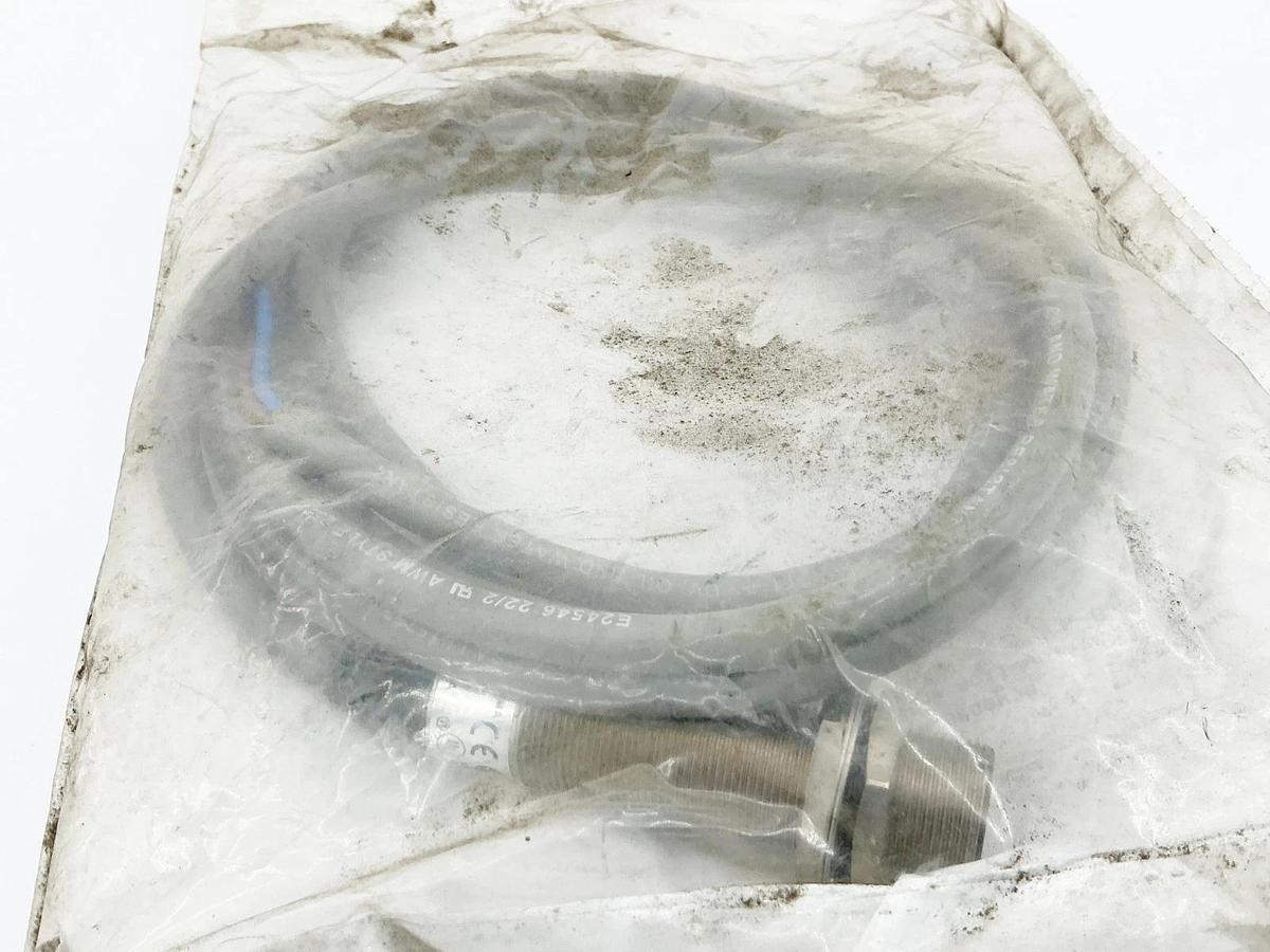 New Allen Bradley 871C-A5C18-A2 Inductive Proximity Sensor 240V 500mA Ser.A