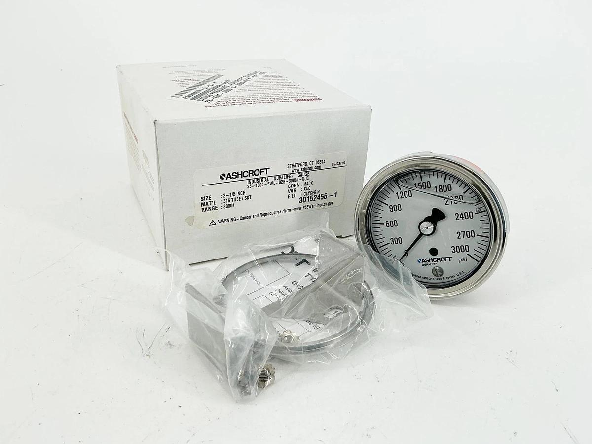 New Ashcroft 25-1009-SWL-02B-3000#-XUC Pressure Gauge 2-1/2" 3000PSI 316 Tube