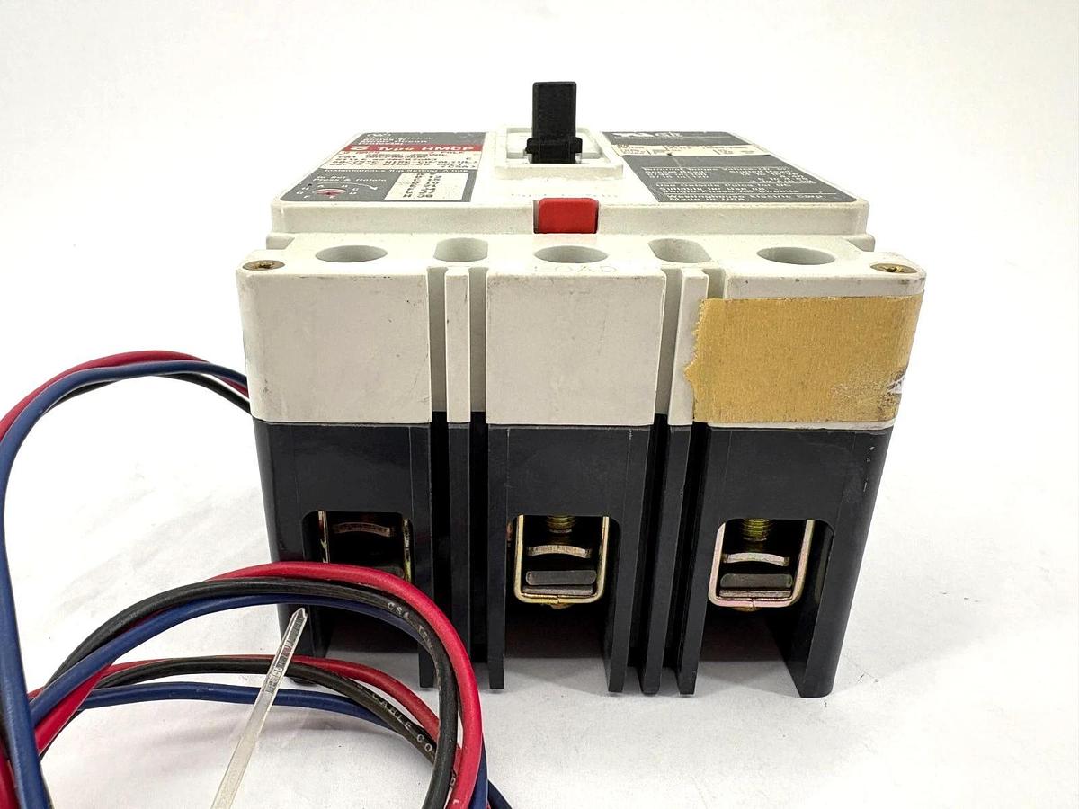 Used Westinghouse HMCP003A0C 3A Circuit Breaker w/ A1X1PK Aux. Switch 3P 600VAC 250VD