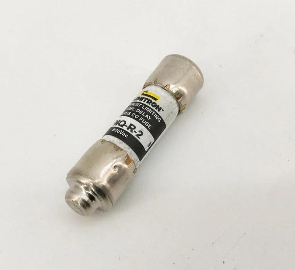 Lot of 4 New Bussmann FNQ-R-2 Time Delay Fuses 2A 600V Class CC - No Box