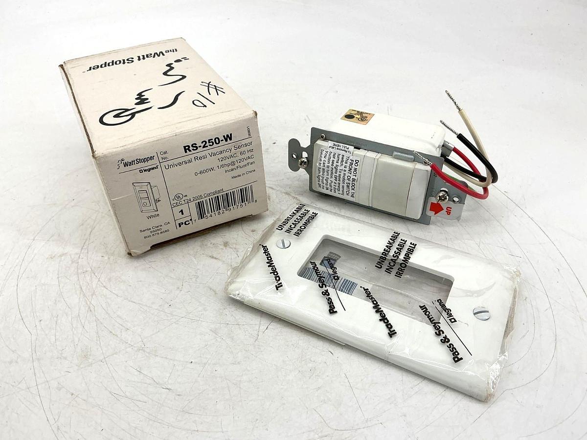 New WattStopper RS-250-W Universal Resi Vacancy Sensor 0-600W 120VAC 60HZ RS250W