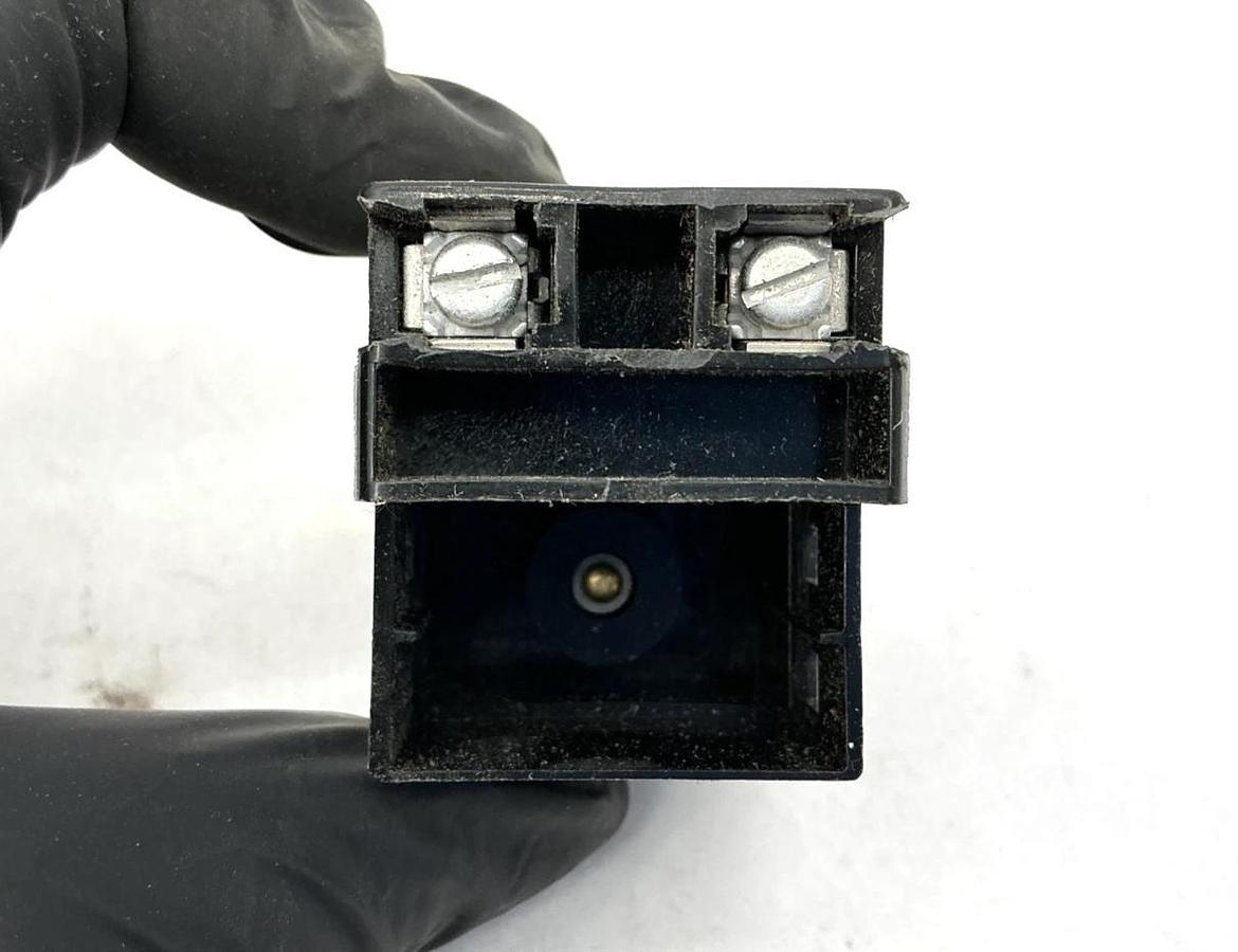 New Honeywell PWH1211 Micro Switch Illuminated Pushbutton 120V