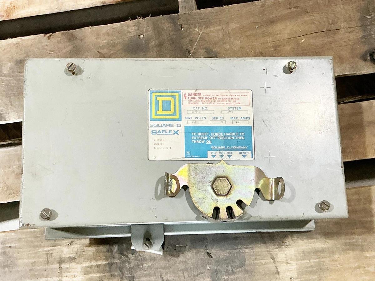 Used Square D SD75460 Circuit Breaker Plug In Unit 690V 60A series 3 3P4W