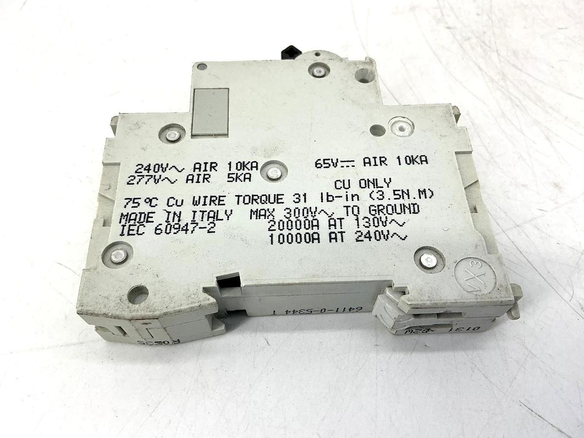 Used Merlin Gerin 17417 Miniature Circuit Breaker 1-Pole 30A 277VAC 50/60HZ