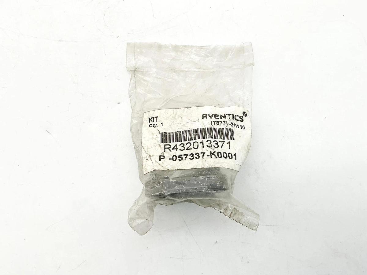 New Aventics R432013371 Rear Clevis Bracket P-057337-K0001