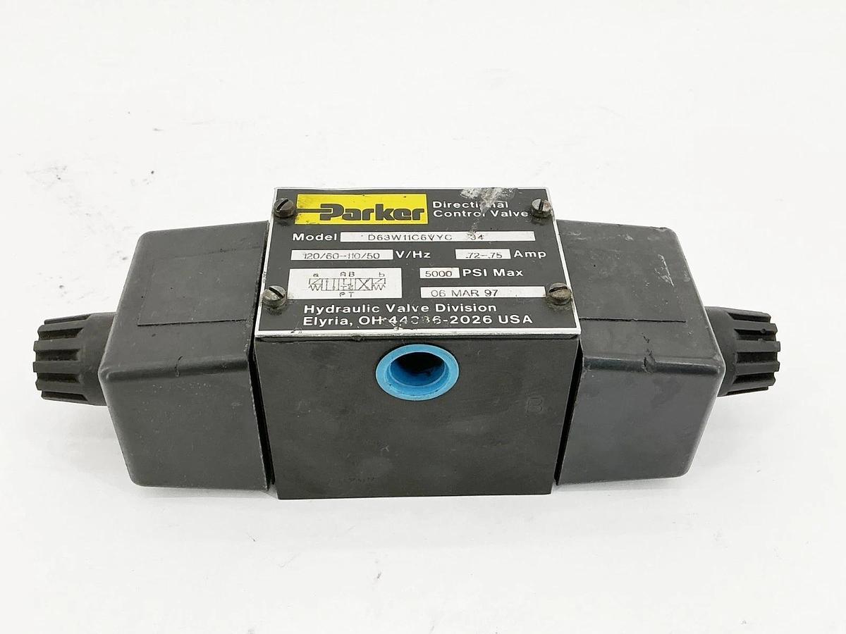 New Parker D63W11C6VYC 34 Directional Control Valve .75A 5000PSI 120V - No Box