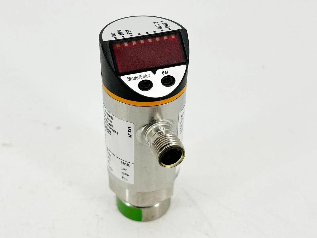 New IFM PN7202 Pressure Switch 18-36VDC 250Ma IP67