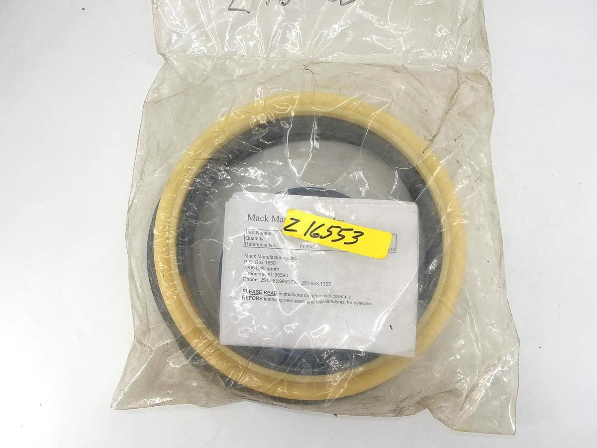 New Mark Manufacturing M001-232 Hydraulic Cylinder Repair Kit