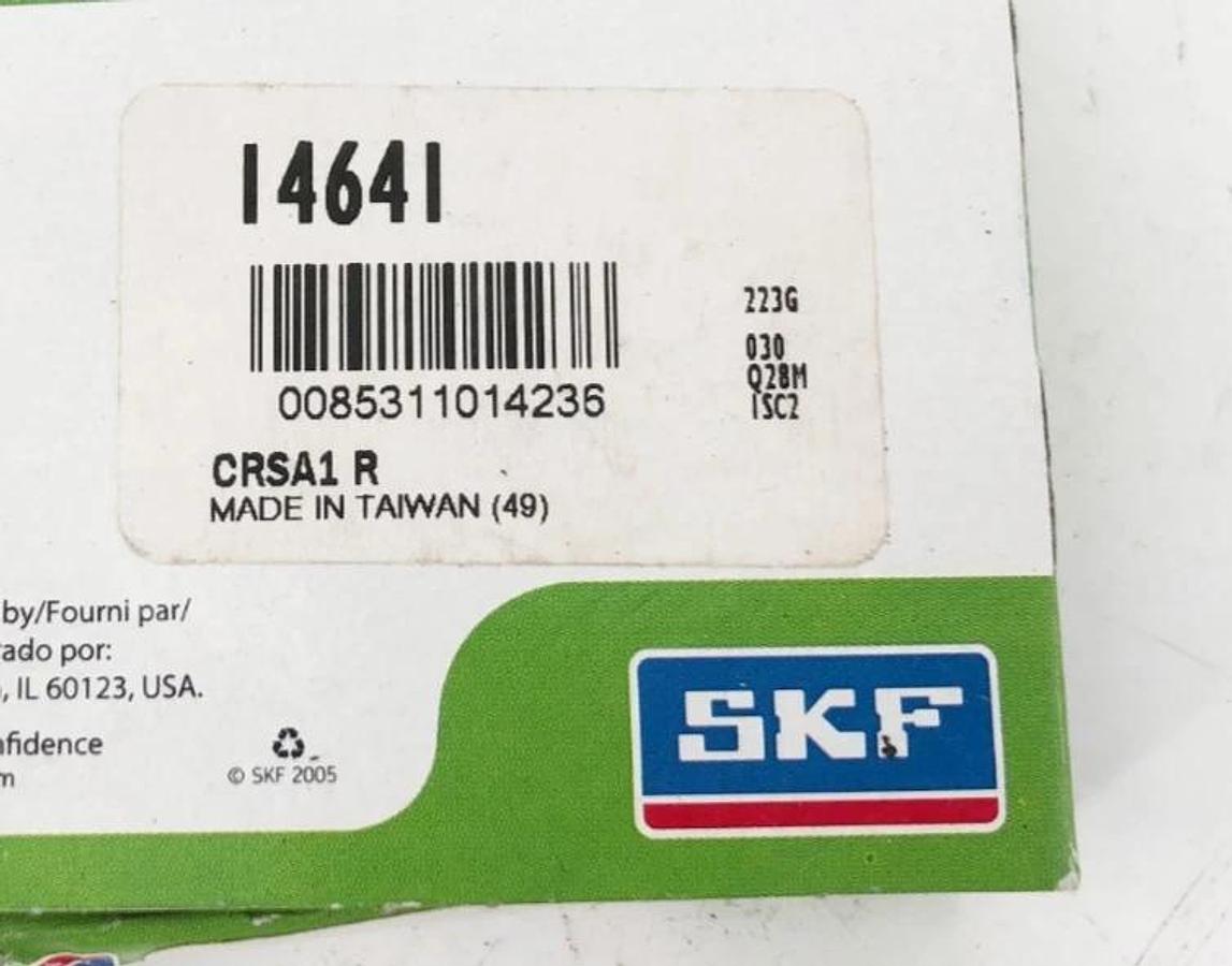 Lot of 2 New SKF 14641 Oil Seals 1.5" x 2.3" x 0.375"