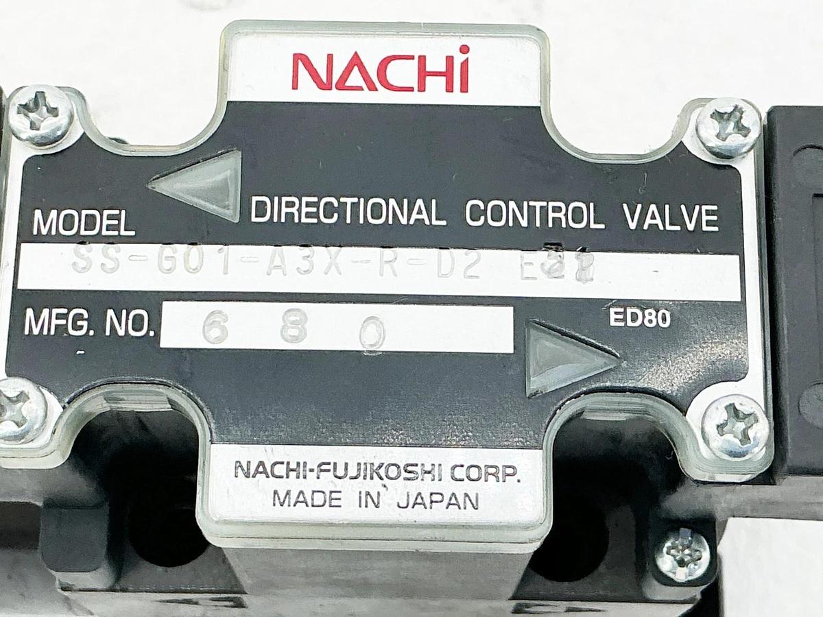 New Nachi SS-G01-A3X-R-D2-E31 Directional Control Valve W/ Light 5075PSI No Box