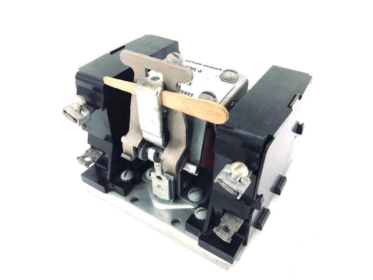 New Cutler Hammer 9575H1928A Relay 15A 600V Model 6-11-4