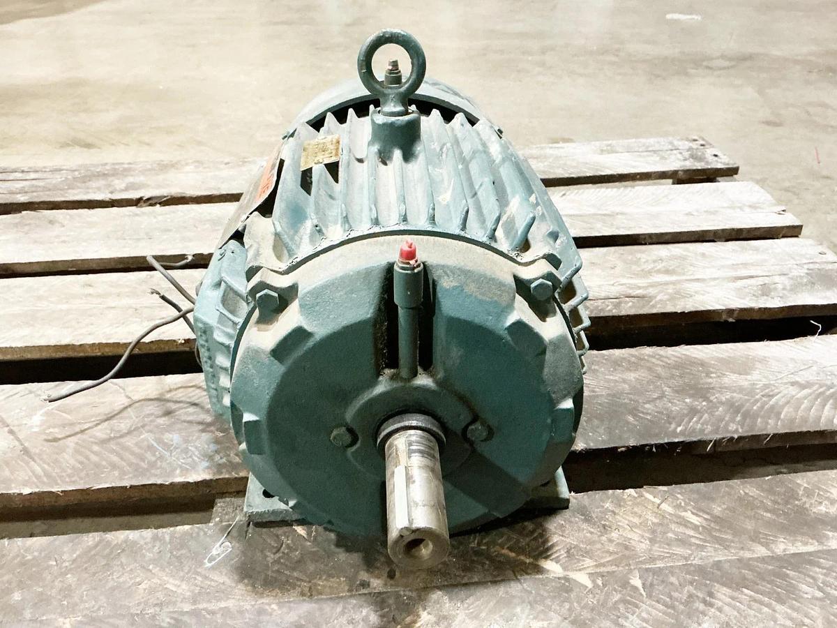 Used Reliance P18C3345C XC Electric Motor 575V 3HP 3PH 3520RPM L182T