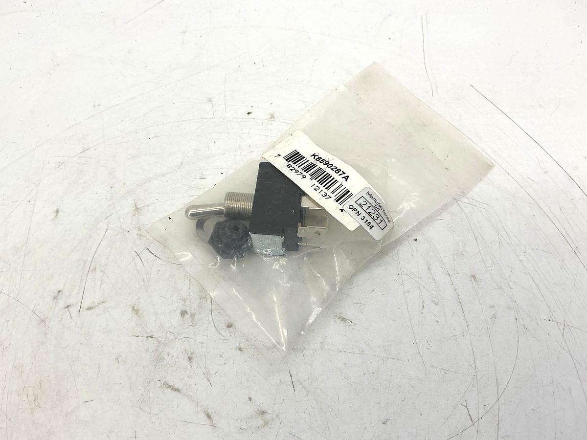 New Federal Signal K8590287A Ser 80K Toggle Switch 6-Pin 1-1/2HP 10A 125/250VAC