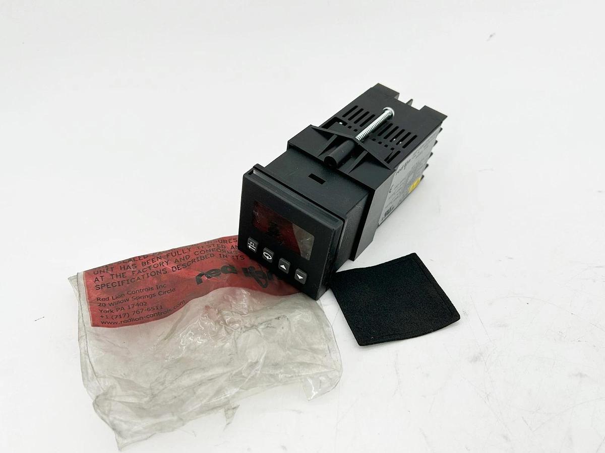New Red Lion Controls P1641100 Process Control Unit 1/16Din 2 Alarms - No Box