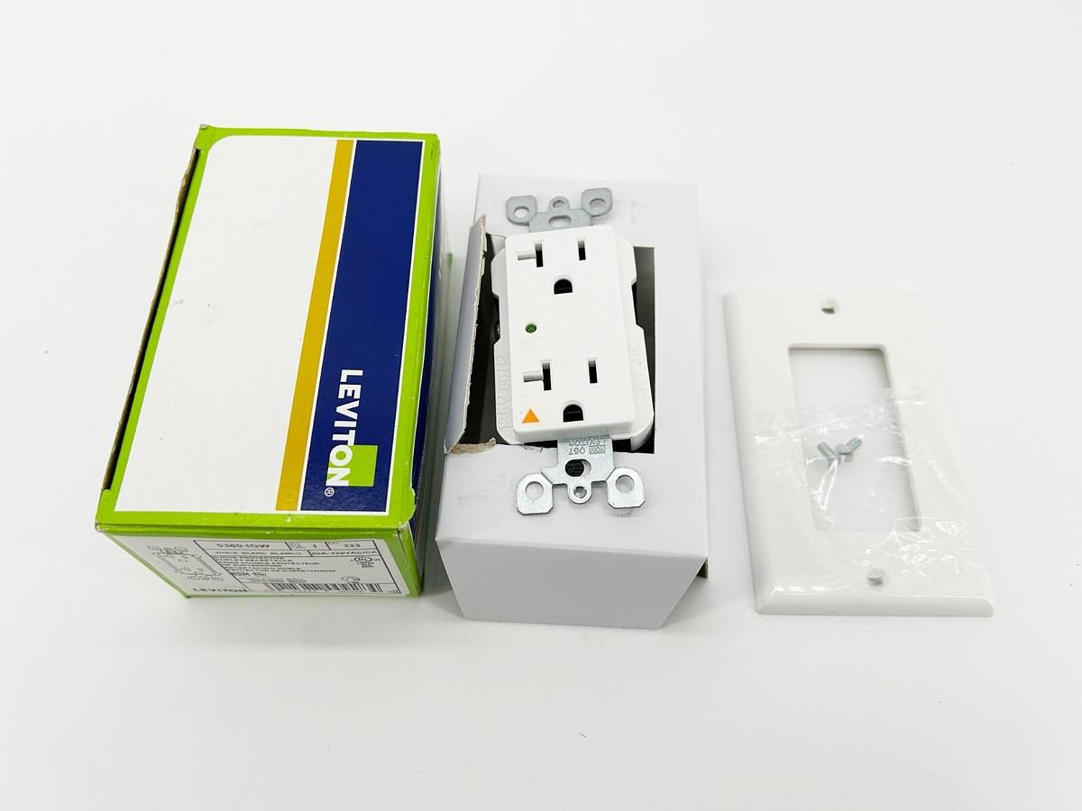 New Leviton 5380-IGW Surge Protective Duplex Receptacle 20A 125VAC White