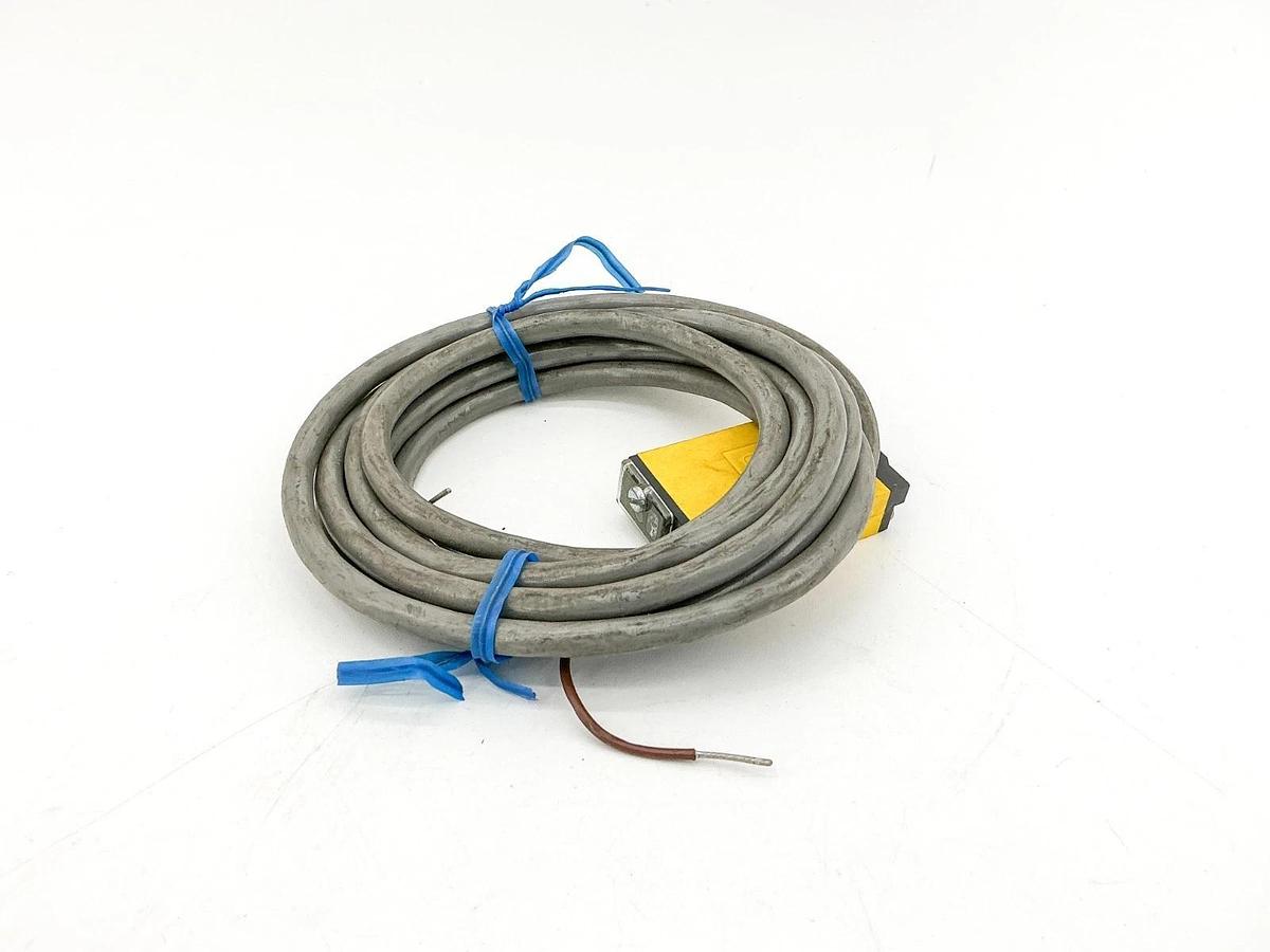 New Banner SM2A312W Mini-Beam Photoelectric Sensor 24-240VAC 26264- No Box