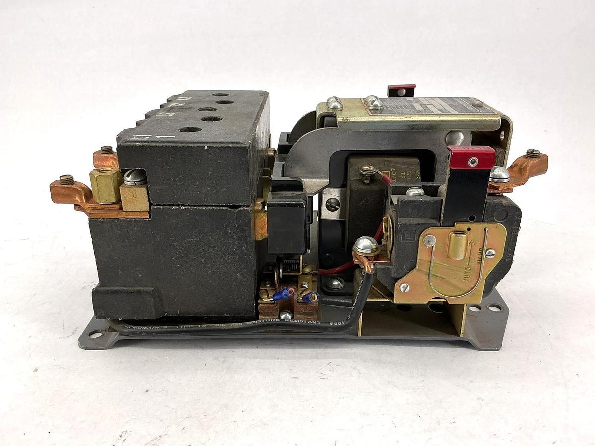 Used Square D 8536DA01V02 Ser A1 Motor Starter Nema Size 2 110/120V Coil 8536DAG1V02