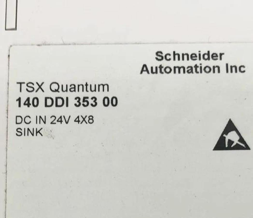 Used Schneider 140 DDI 353 00 TSX Quantum Discrete Input Module DC IN 24V 4X8
