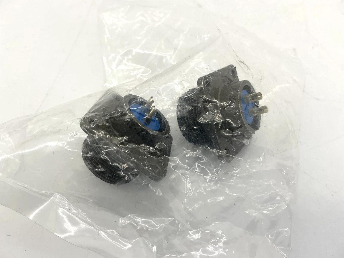 Lot of 2 New Amphenol 97-3102A14S-9PZ Connector Receptacle Male 2-Pin
