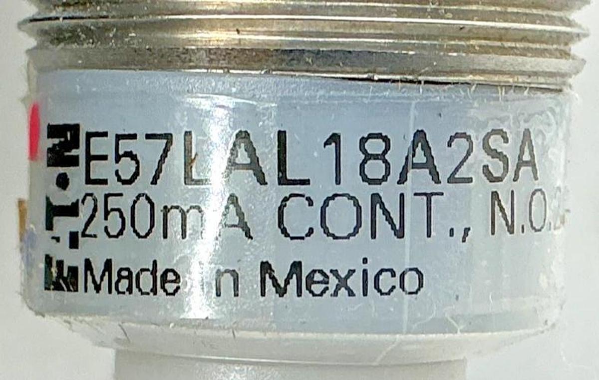 New Eaton E57LAL18A2SA Ser G1 Inductive Sensor Tubular Housing 3-Pin 20-250VAC