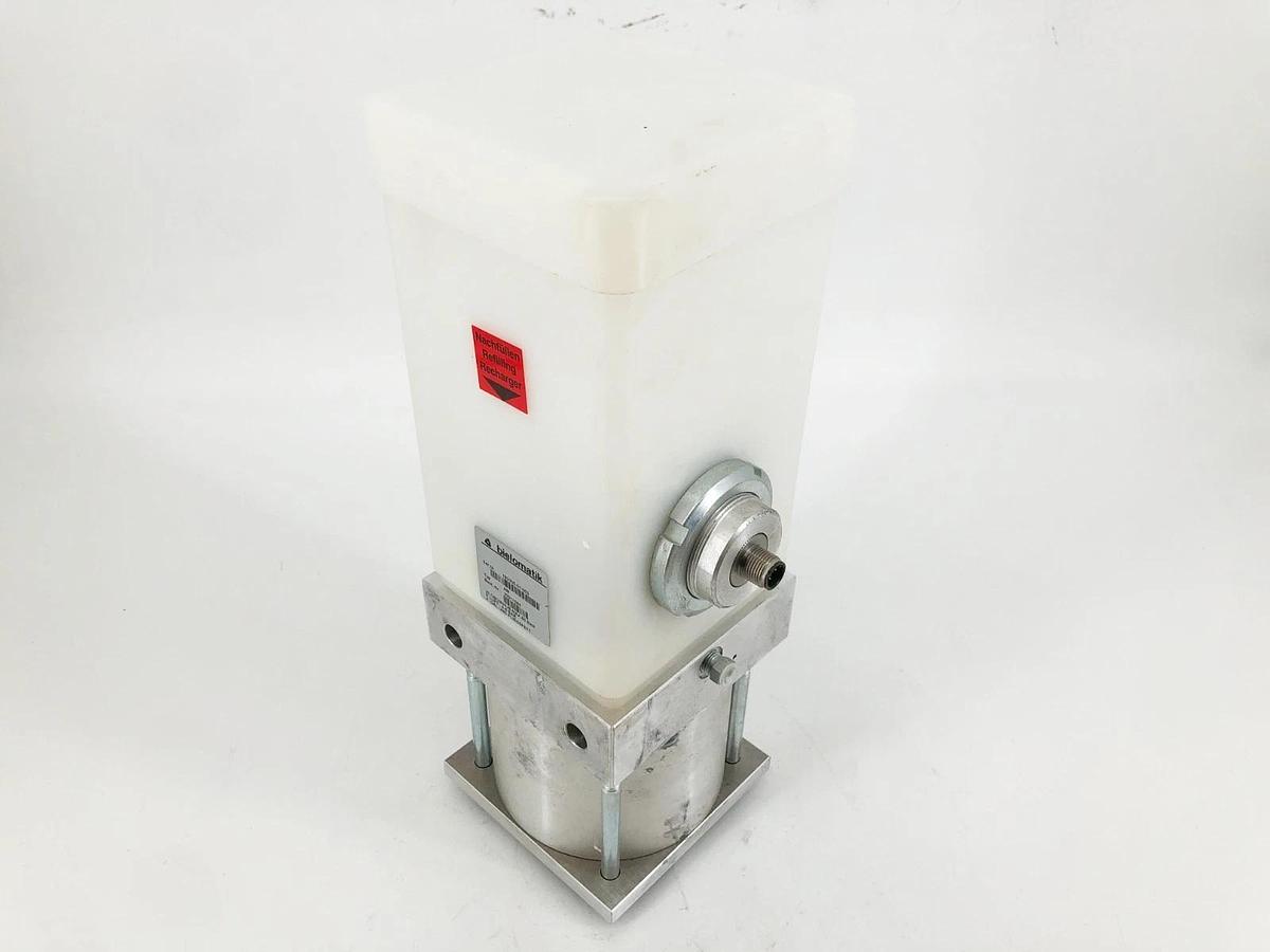 Used Bielomatik 30011586 AM Single Piston Pump 25CBCM/HUB 60 bar