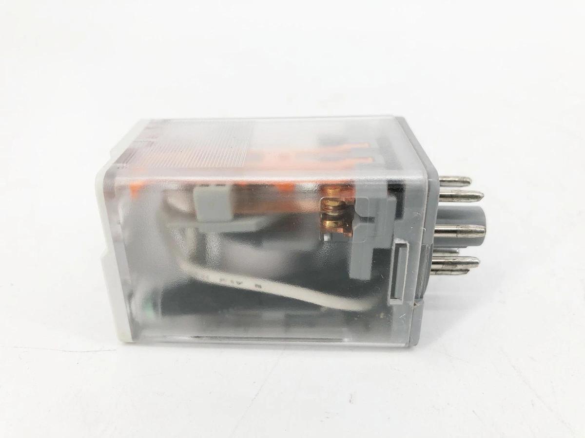 New Eaton D3PF2AB Relay 240VAC Coil 8-Pin Full-Feature D3PF2AB-A2