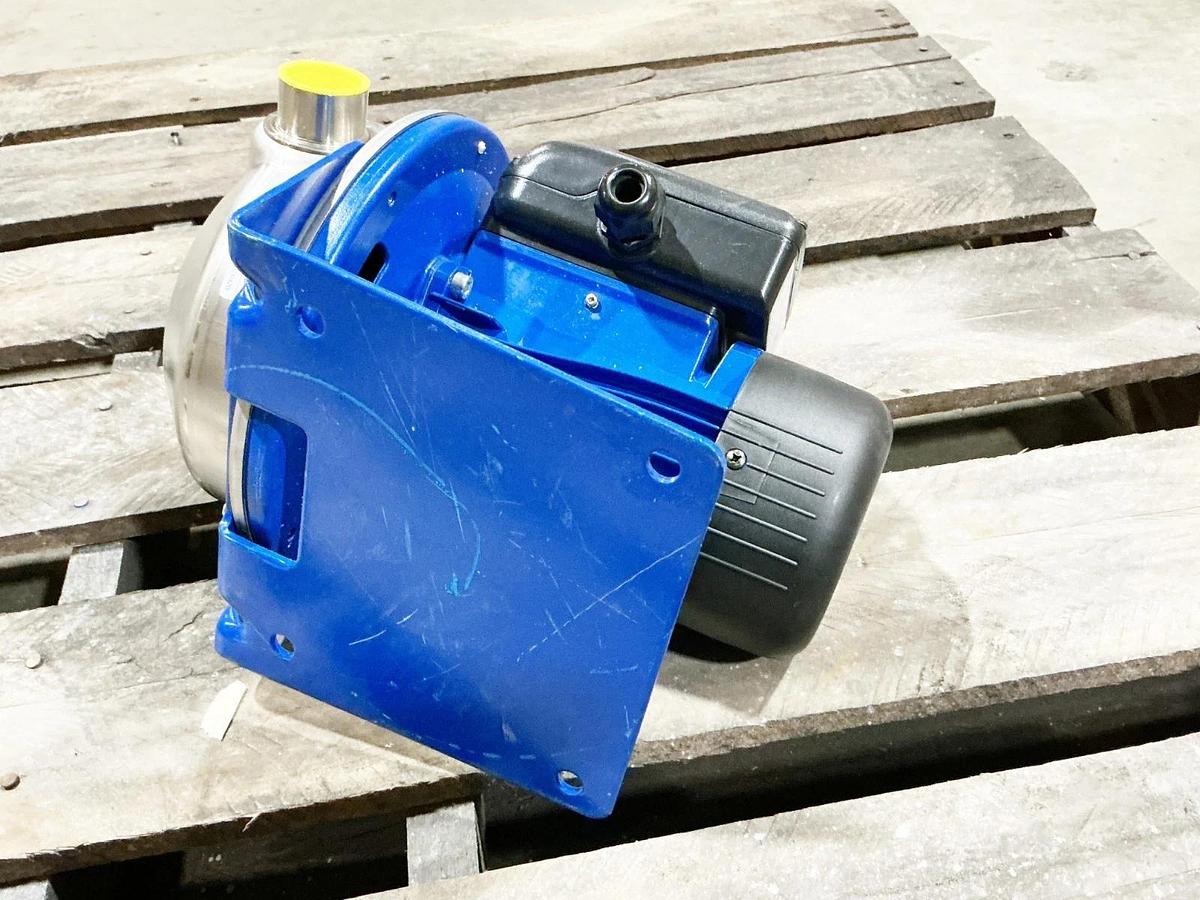 Lowara CEA70/3/A Motor Driven Pump 220/415V 50Hz 107330130 SM63B G/304 - No Box