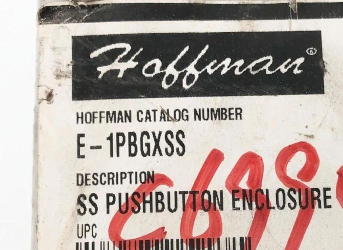 New Hoffman E-1PBGXSS Pushbutton Enclosure SS 60230 22mm 4 x 4 x 4-3/4 - No Box