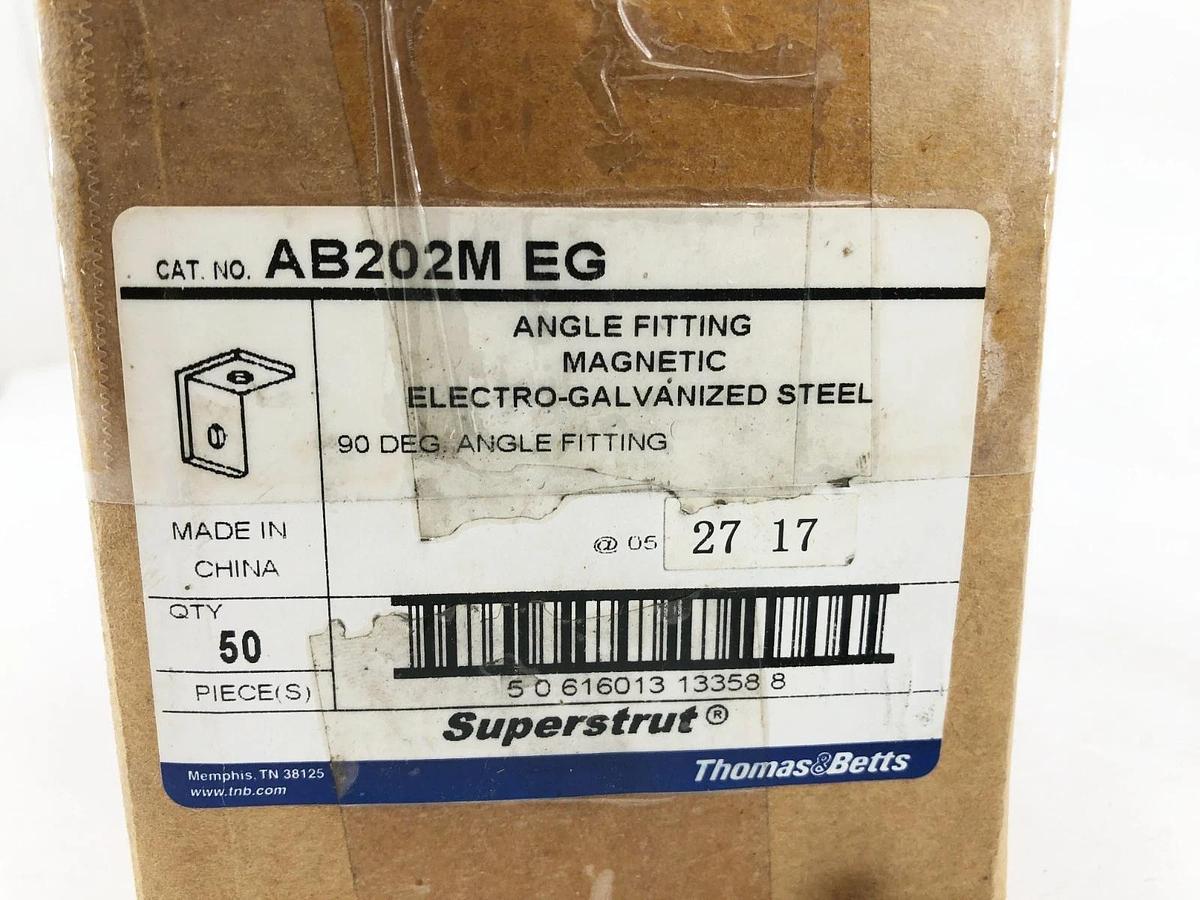 Box of 50 New Thomas & Betts AB202M-EG Magnetic Angle Fittings 90 Deg.