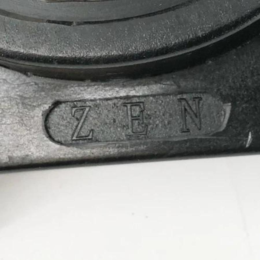 New ZEN F208 Flange Mounted Bearing SSUC208 40mm ID - No Box