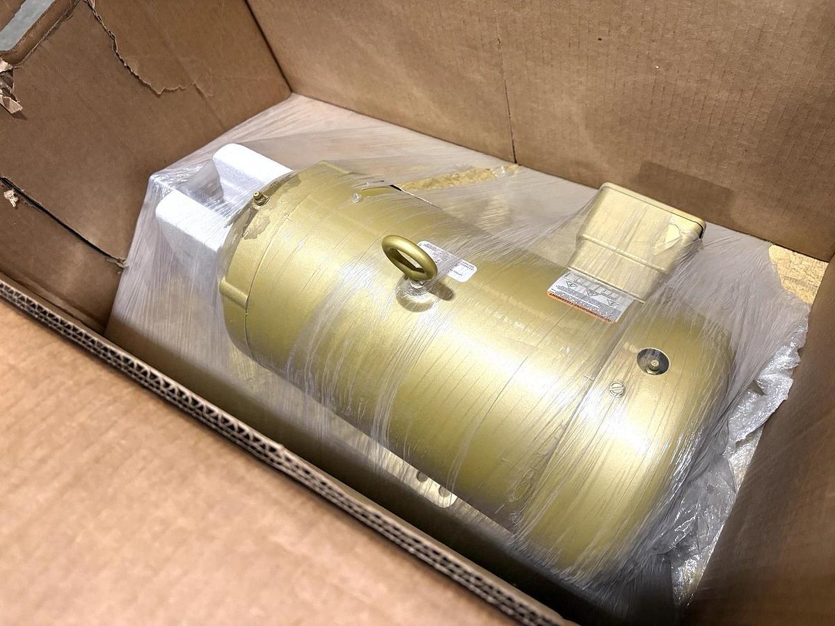 New Baldor EJPM3615T 5HP TEFC Motor 230/460V 3PH 1800RPM 184JP Frame