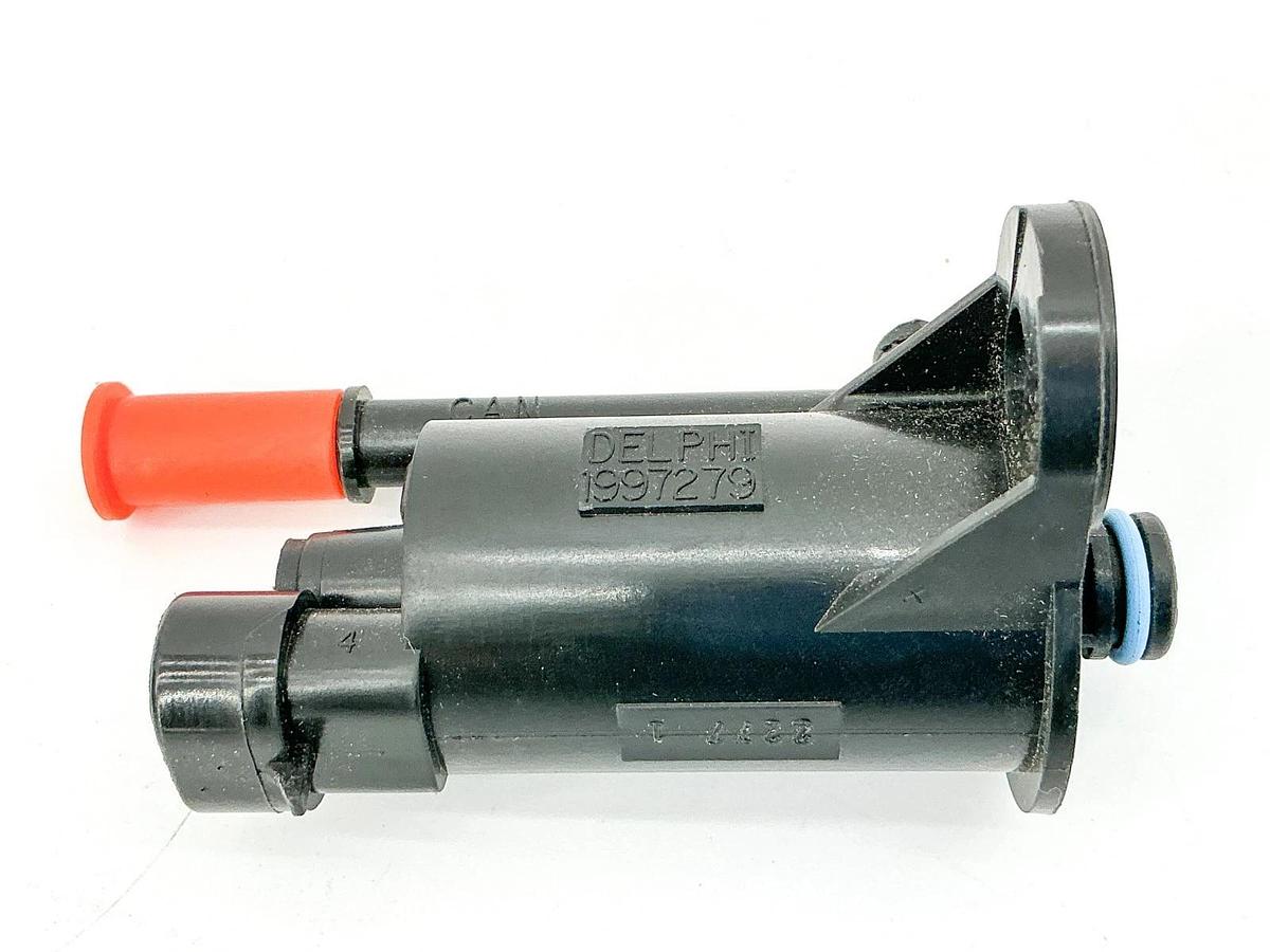 New Hyster 1558191 PVT Retaining Valve