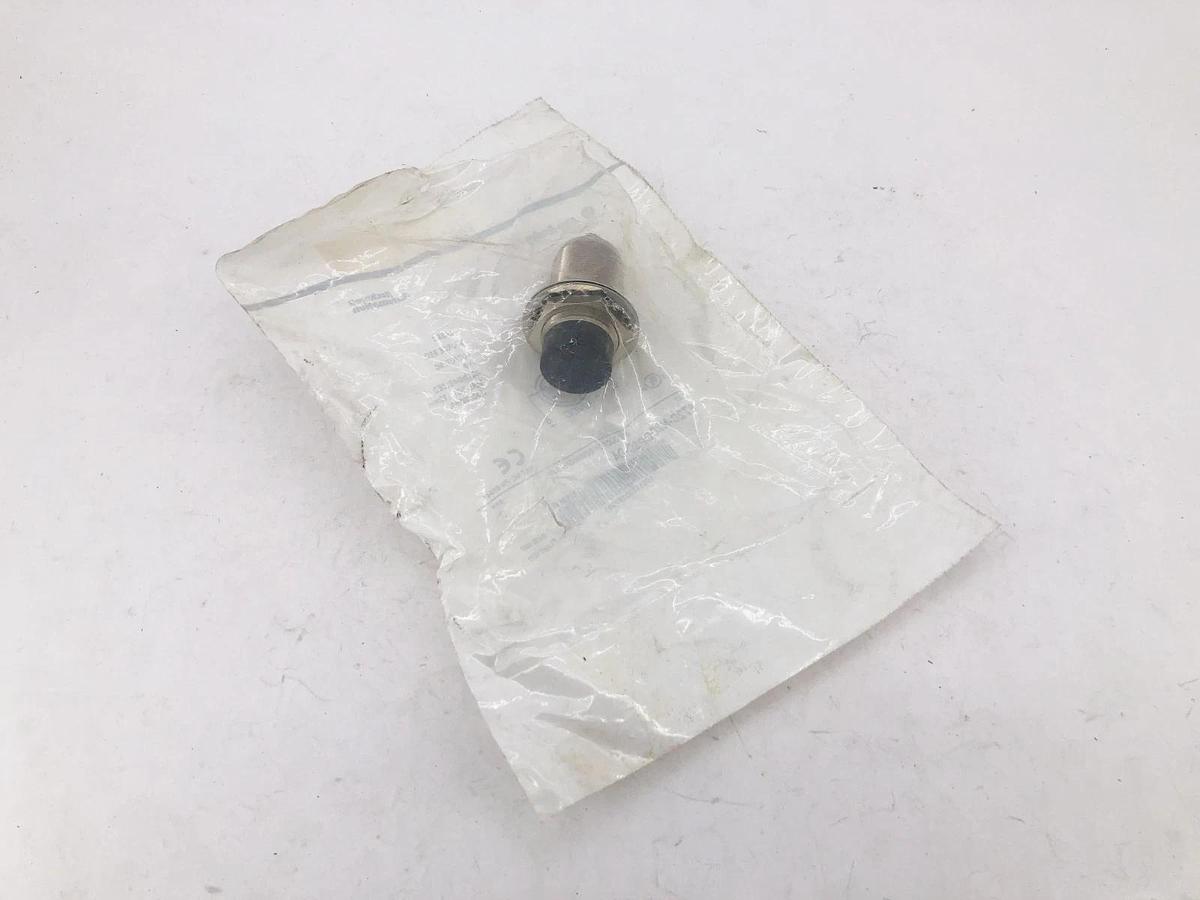 New Allen Bradley 872C-N20CP30-D4 Ser. D Proximity Switch 10-30VDC