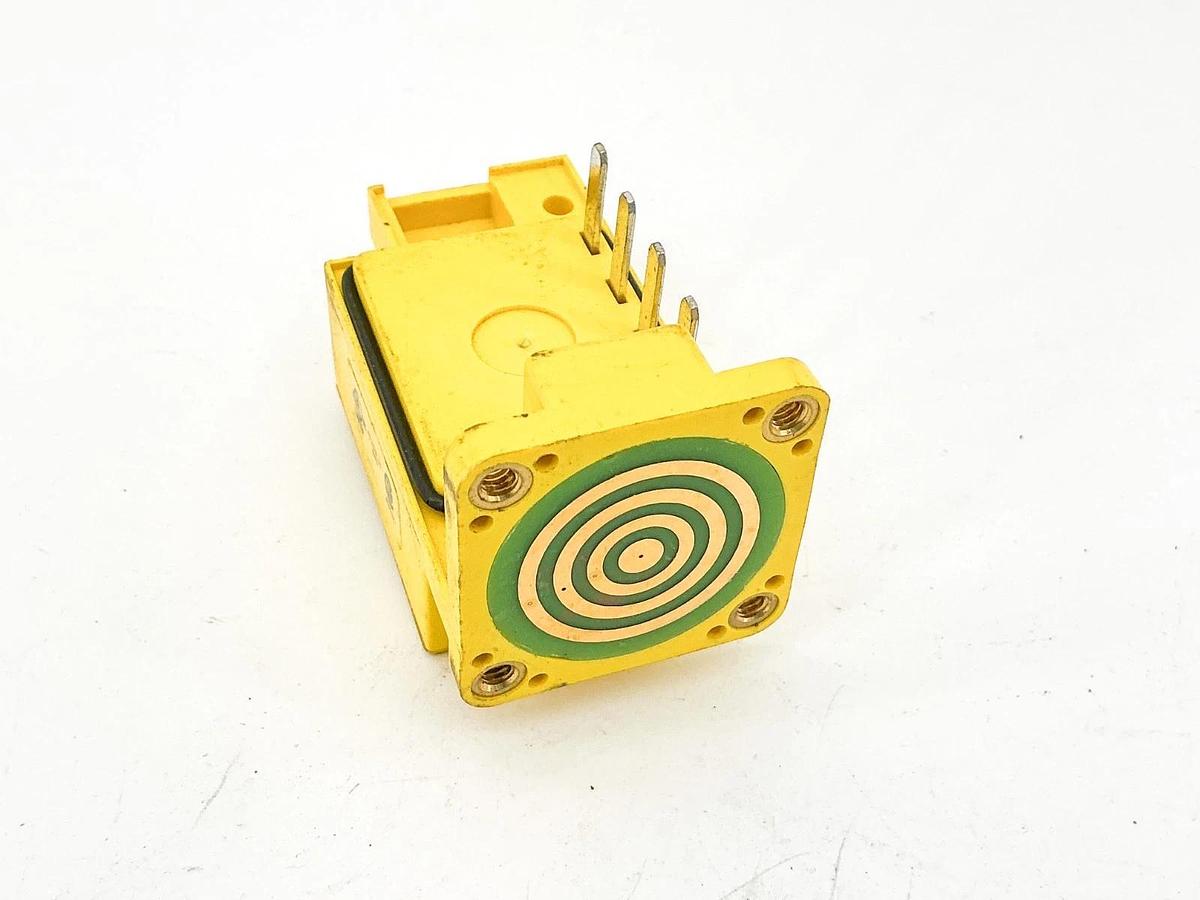 New Banner Engineering RPBT Maxi-Beam Power Block 10-30VDC - No Box