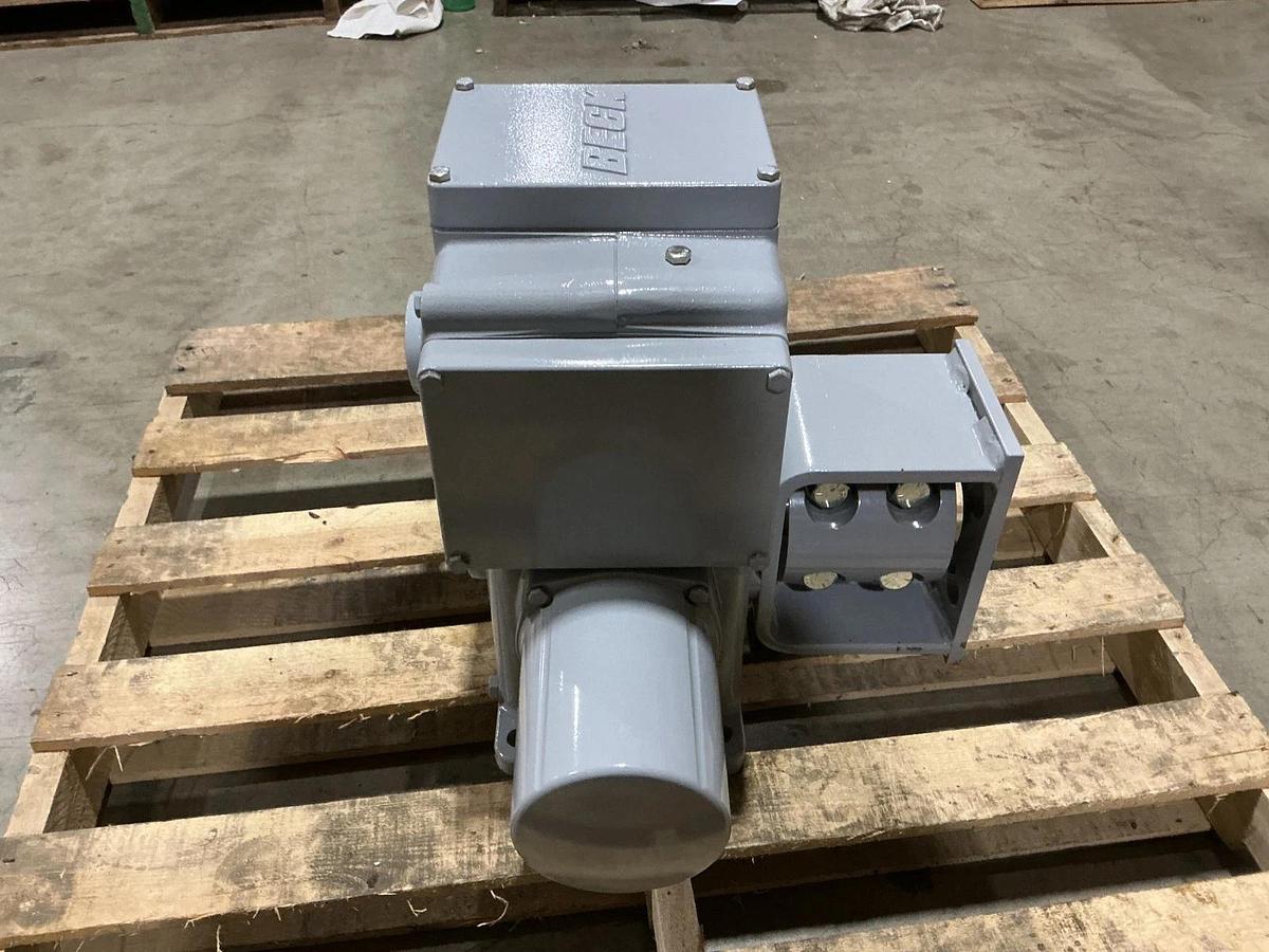 Used Beck 11-369 Rotary Actuator 1PH 120V 60HZ 110VA 20-2705-21